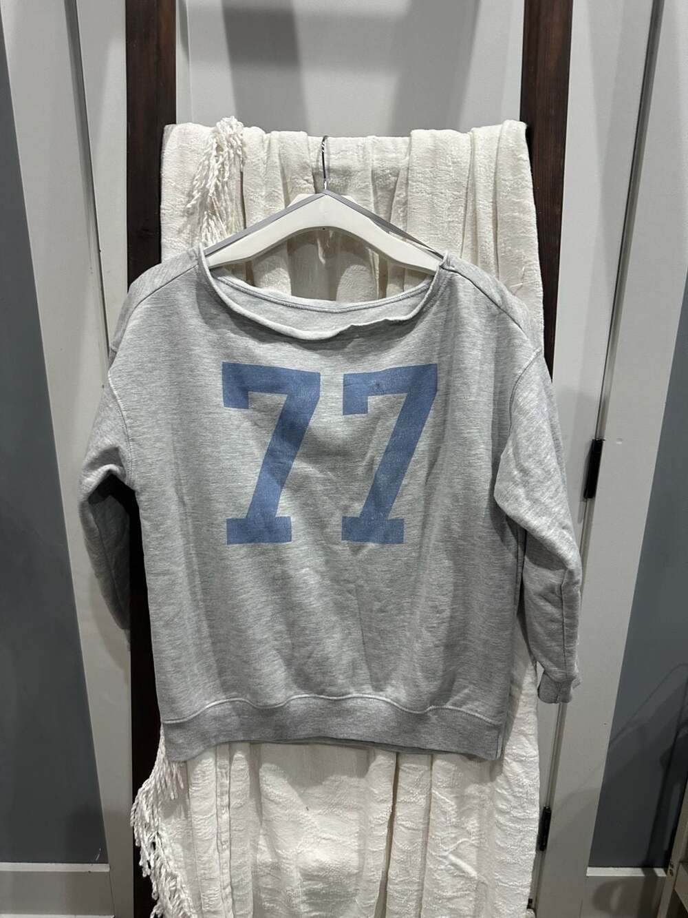 Goodie Two Sleeves 77 Sweatshirt Size XS Gray